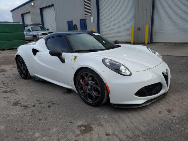 Photo 3 VIN: ZARBAAA47HM245045 - ALFA-ROMEO 4C 