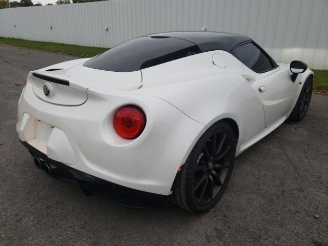 Photo 3 VIN: ZARBAAA48HM218419 - ALFA ROMEO 4C 