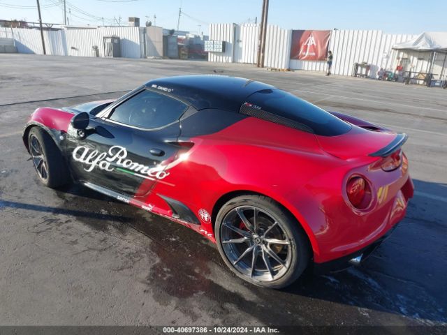 Photo 2 VIN: ZARBAAA49FM156347 - ALFA ROMEO 4C 