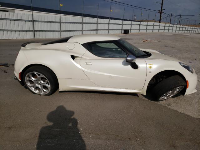 Photo 8 VIN: ZARBAAA4XFM166403 - ALFA-ROMEO 4C 