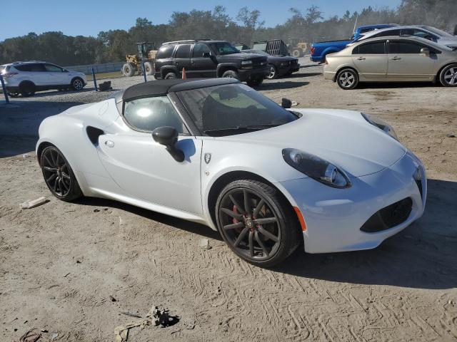 Photo 3 VIN: ZARBAAB43GM179154 - ALFA-ROMEO 4C SPIDER 