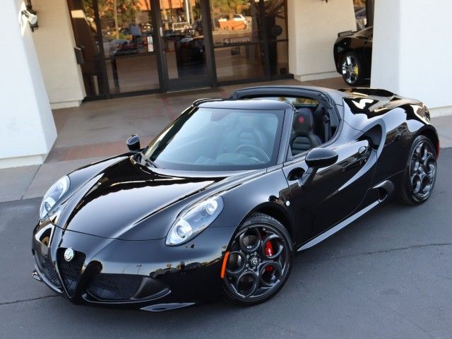 Photo 2 VIN: ZARBAAB45JM273365 - ALFA ROMEO 4C SPIDER 