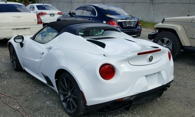 Photo 2 VIN: ZARBAAB46GM171632 - ALFA ROMEO 4C 