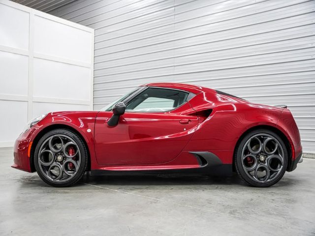 Photo 5 VIN: ZARBAAC44FM143759 - ALFA ROMEO 4C 