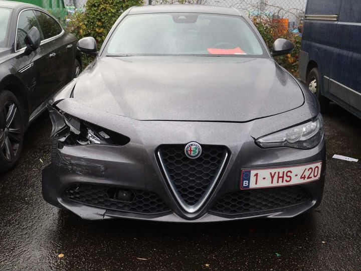 Photo 2 VIN: ZAREAEAX6L7635270 - ALFA-ROMEO GIULIA 