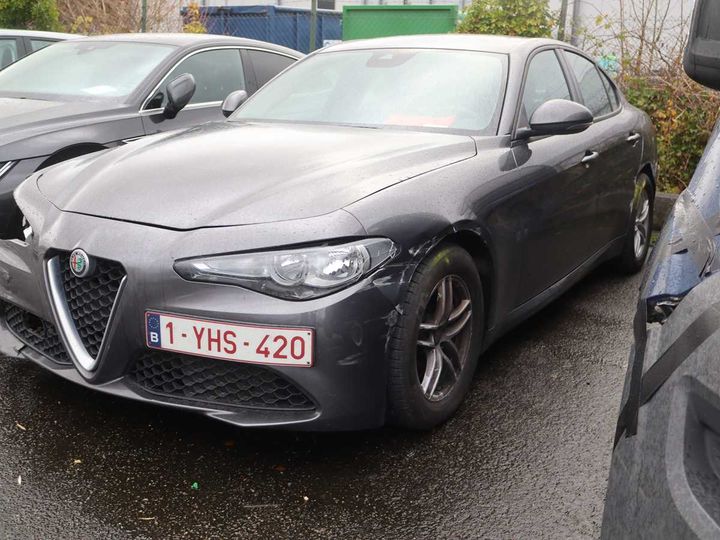 Photo 3 VIN: ZAREAEAX6L7635270 - ALFA-ROMEO GIULIA 