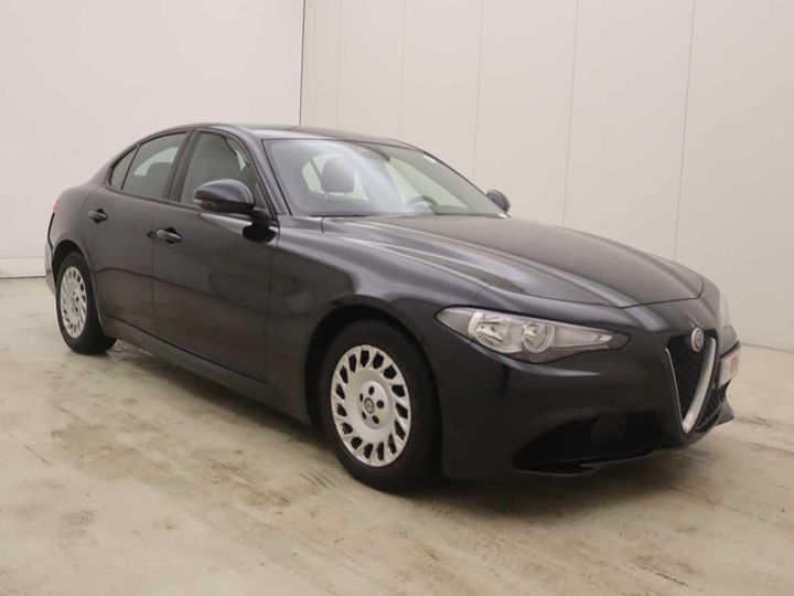 Photo 8 VIN: ZAREAEAXXK7610385 - ALFA-ROMEO GIULIA 