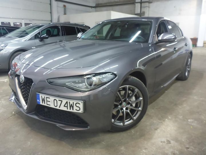 Photo 2 VIN: ZAREAEBN4K7617474 - ALFA-ROMEO GIULIA 