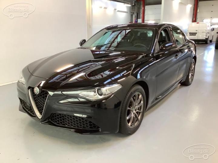 Photo 0 VIN: ZAREAEBN6K7611420 - ALFA ROMEO GIULIA SALOON 