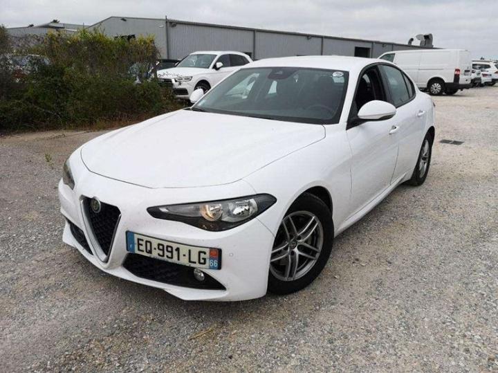 Photo 1 VIN: ZAREAEBU1H7567522 - ALFA-ROMEO GIULIA 