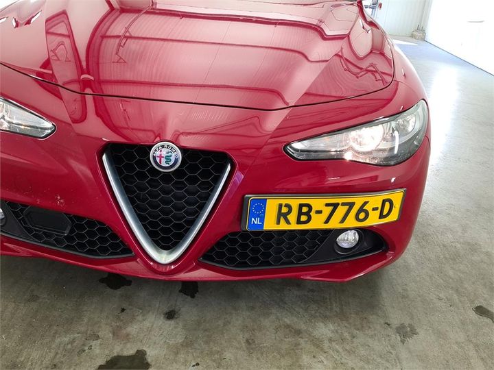 Photo 5 VIN: ZAREAEBU2J7570449 - ALFA-ROMEO ROMEO 