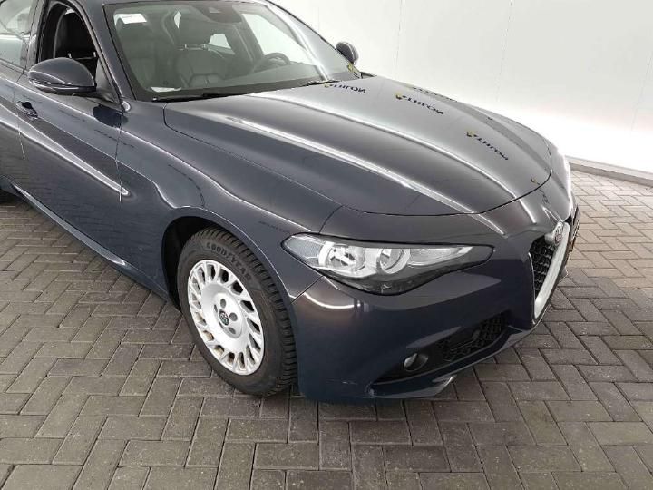 Photo 18 VIN: ZAREAEBU4H7525507 - ALFA-ROMEO GIULIA SEDAN 