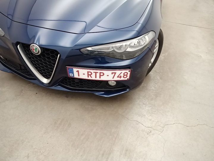 Photo 5 VIN: ZAREAEBU7H7531446 - ALFA ROMEO GIULIA &#3916 