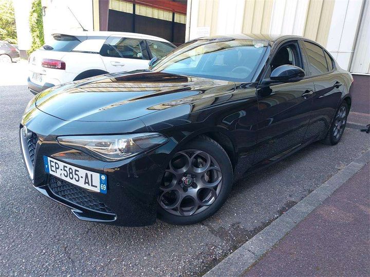 Photo 1 VIN: ZAREAEBU7H7560008 - ALFA ROMEO GIULIA 