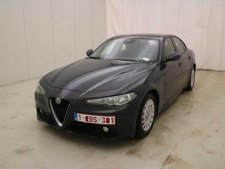 Photo 1 VIN: ZAREAEBU8H7525901 - ALFA-ROMEO GIULIA 