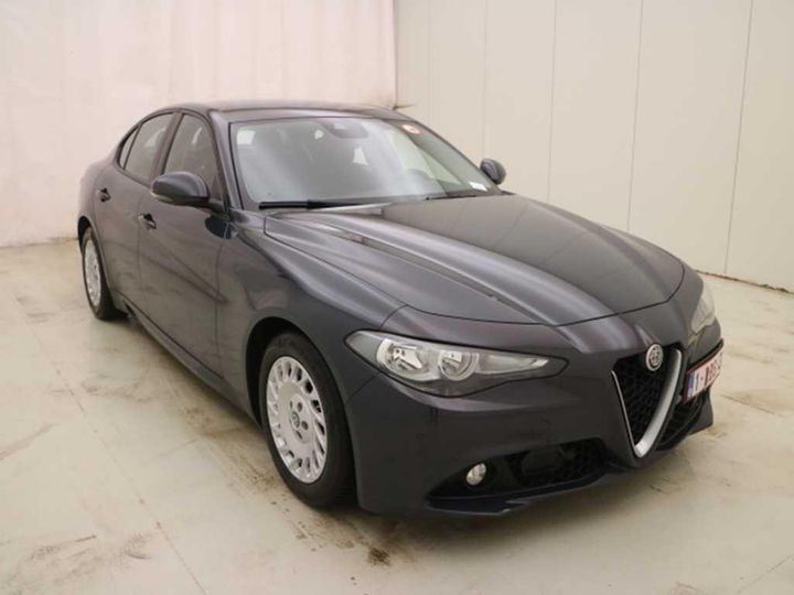 Photo 8 VIN: ZAREAEBU8H7525901 - ALFA-ROMEO GIULIA 