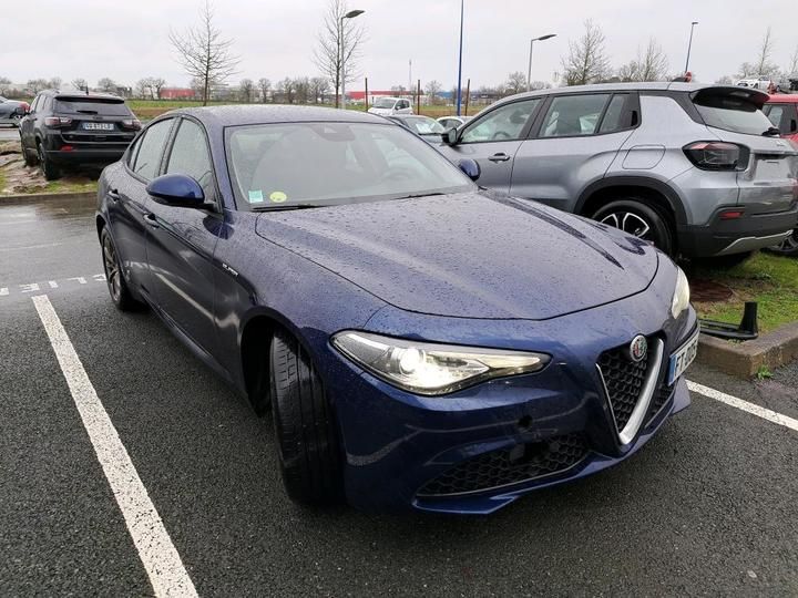 Photo 4 VIN: ZAREAEBX2L7640030 - 8 ALFA ROMEO GIULIA 