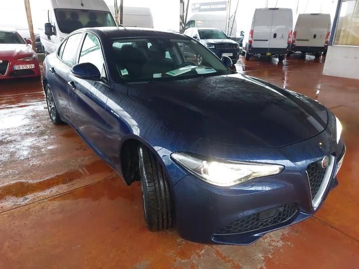 Photo 2 VIN: ZAREAEBX3L7640439 - 21 ALFA ROMEO GIULIA 