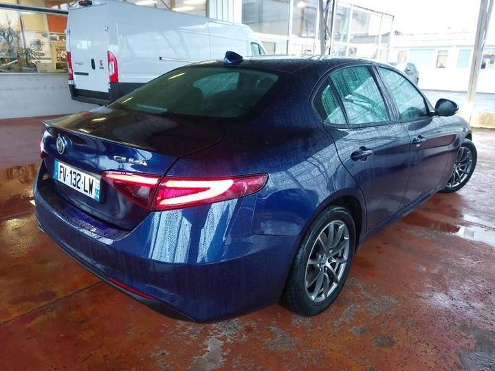 Photo 3 VIN: ZAREAEBX3L7640439 - 21 ALFA ROMEO GIULIA 