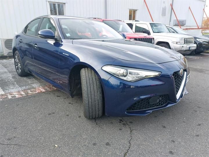 Photo 3 VIN: ZAREAEBX6L7639642 - ALFA ROMEO GIULIA 