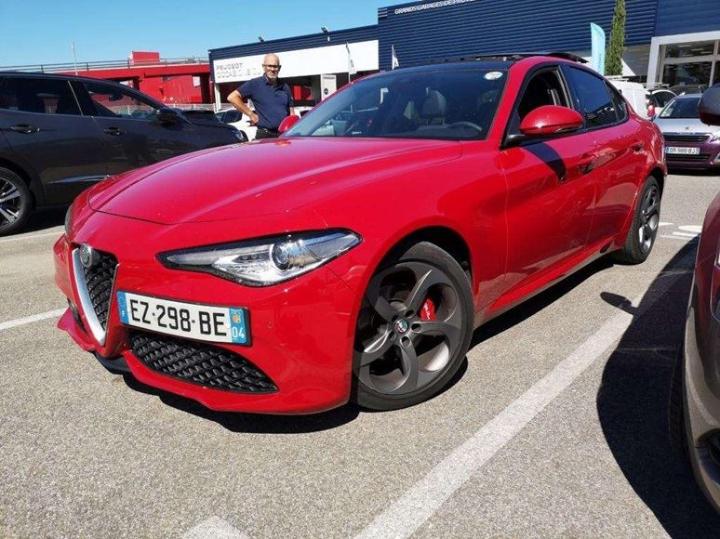 Photo 1 VIN: ZAREAEBX9K7595585 - ALFA-ROMEO GIULIA 