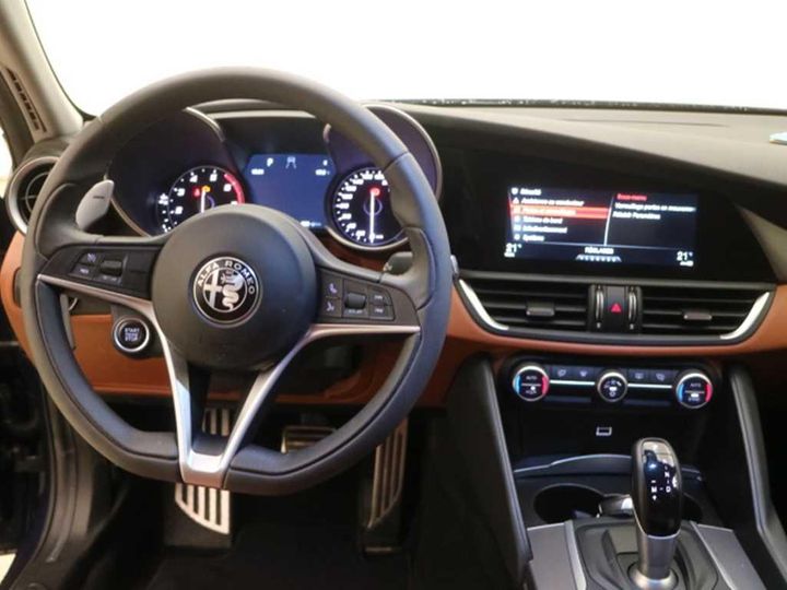 Photo 15 VIN: ZAREAECN0H7536088 - ALFA-ROMEO GIULIA 