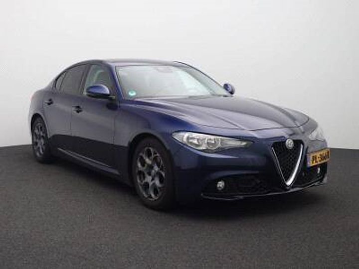 Photo 5 VIN: ZAREAECN6H7558452 - ALFA ROMEO GIULIA 