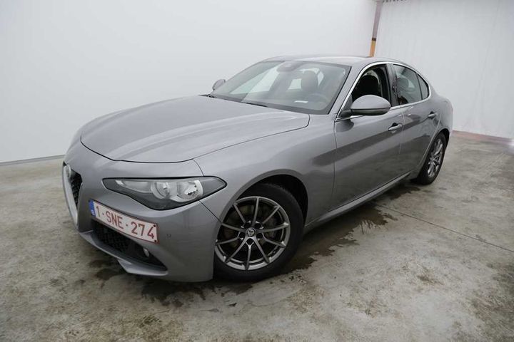 Photo 1 VIN: ZAREAECU0H7545249 - ALFA-ROMEO GIULIA &#3916 