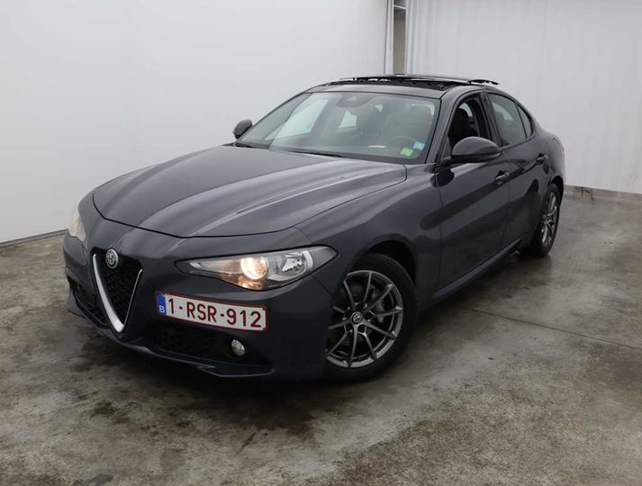 Photo 1 VIN: ZAREAECU1H7530212 - ALFA ROMEO GIULIA &#3916 