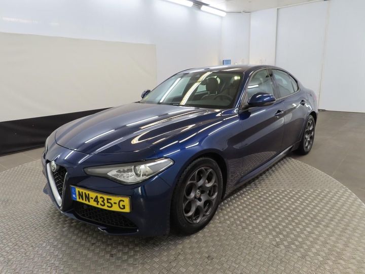 Photo 3 VIN: ZAREAECU1H7536141 - ALFA-ROMEO GIULIA 