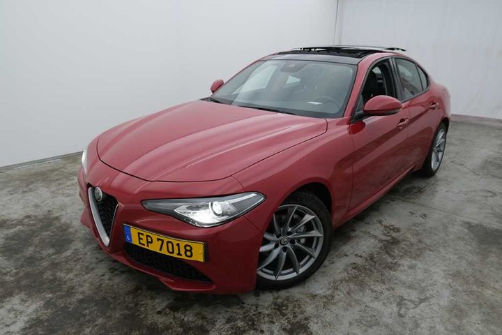 Photo 1 VIN: ZAREAECU1J7586673 - ALFA-ROMEO GIULIA 