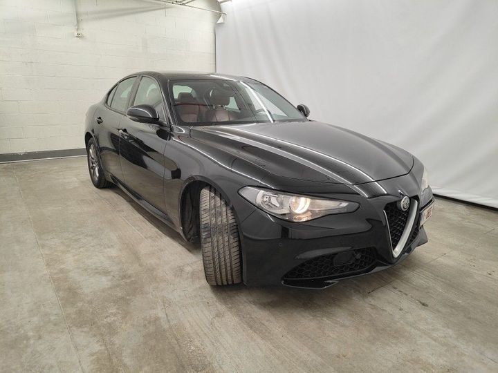 Photo 7 VIN: ZAREAECU1J7587628 - ALFA-ROMEO GIULIA '16 