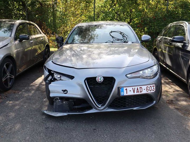 Photo 2 VIN: ZAREAECU1J7588200 - ALFA-ROMEO GIULIA 