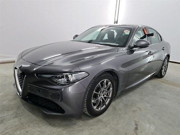 Photo 1 VIN: ZAREAECU2H7516531 - ALFA-ROMEO GIULIA DIESEL - 2016 