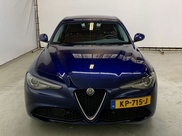 Photo 8 VIN: ZAREAECU2H7521888 - ALFA-ROMEO GIULIA 