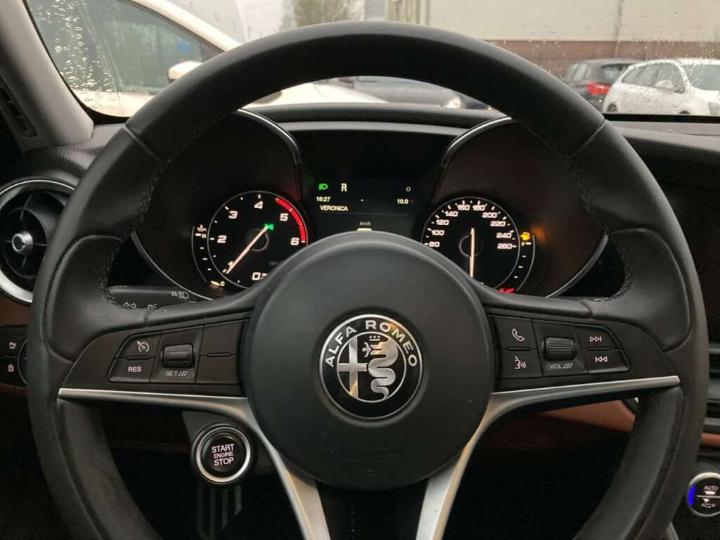 Photo 12 VIN: ZAREAECU2H7524791 - ALFA-ROMEO ROMEO 