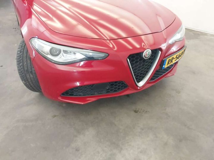 Photo 9 VIN: ZAREAECU2J7578551 - ALFA-ROMEO ROMEO 