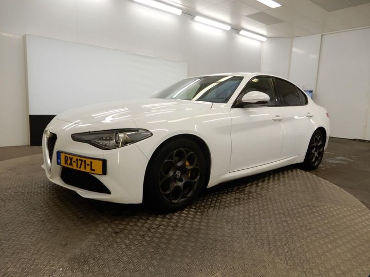 Photo 1 VIN: ZAREAECU2J7580820 - ALFA-ROMEO GIULIA 