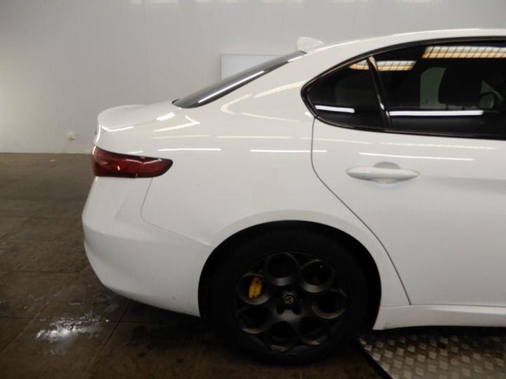 Photo 17 VIN: ZAREAECU2J7580820 - ALFA-ROMEO GIULIA 