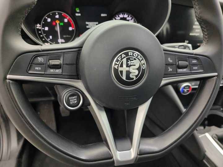 Photo 24 VIN: ZAREAECU2J7590540 - ALFA-ROMEO GIULIA &#3916 