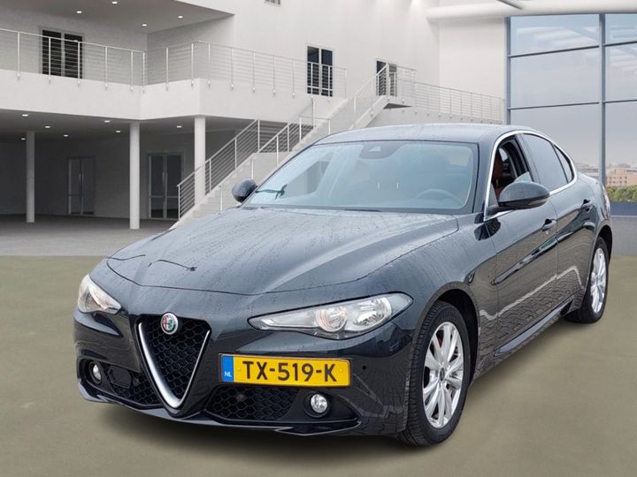 Photo 0 VIN: ZAREAECU4H7525117 - ALFA ROMEO GIULIA 