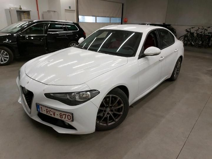 Photo 1 VIN: ZAREAECU5H7524798 - ALFA-ROMEO GIULIA 