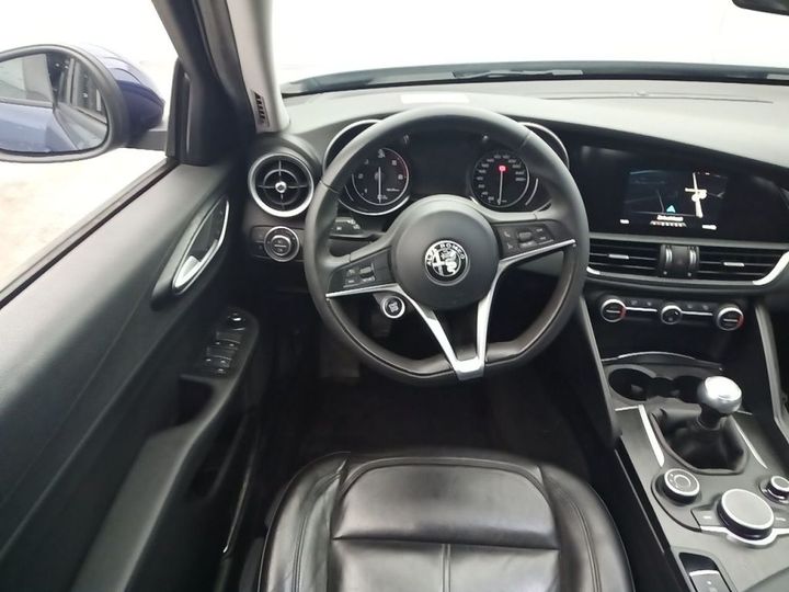 Photo 9 VIN: ZAREAECU5H7527104 - ALFA-ROMEO GIULIA &#3916 