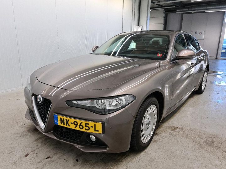 Photo 0 VIN: ZAREAECU6H7535308 - ALFA ROMEO GIULIA 