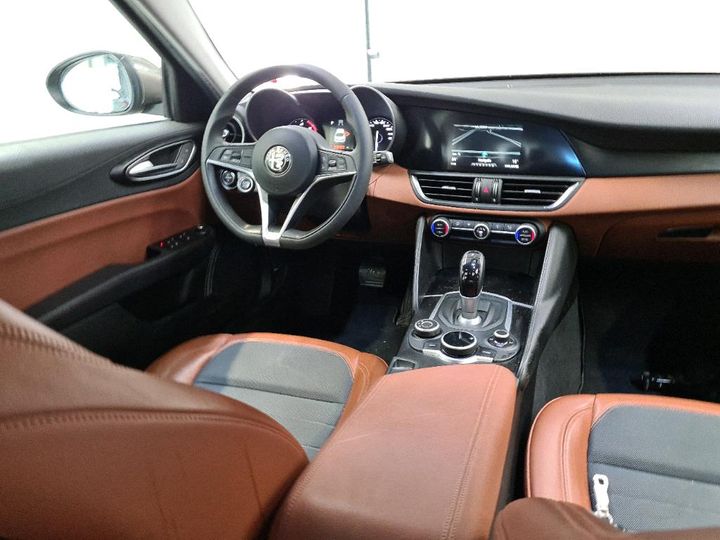 Photo 6 VIN: ZAREAECU6H7535308 - ALFA ROMEO GIULIA 