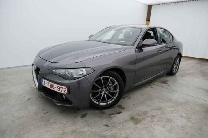 Photo 1 VIN: ZAREAECU6J7572221 - ALFA-ROMEO GIULIA &#3916 