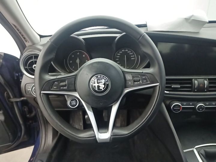 Photo 23 VIN: ZAREAECU7H7526438 - ALFA ROMEO GIULIA &#3916 