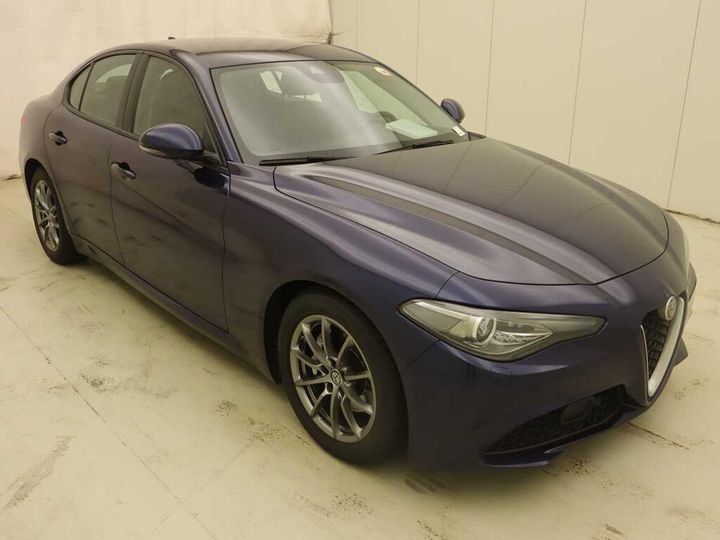 Photo 8 VIN: ZAREAECU7J7584572 - ALFA-ROMEO GIULIA 