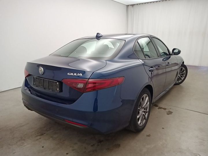 Photo 2 VIN: ZAREAECU8H7520471 - ALFA-ROMEO GIULIA &#3916 