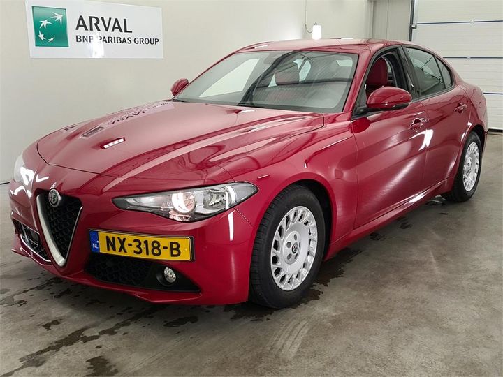 Photo 1 VIN: ZAREAECU8H7547363 - ALFA ROMEO GIULIA 